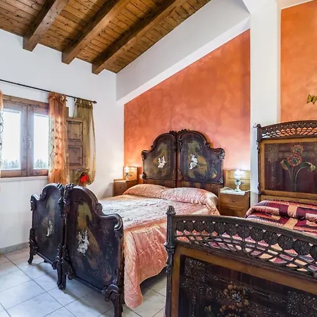 Alloggio per agriturismo Monte Criscione *