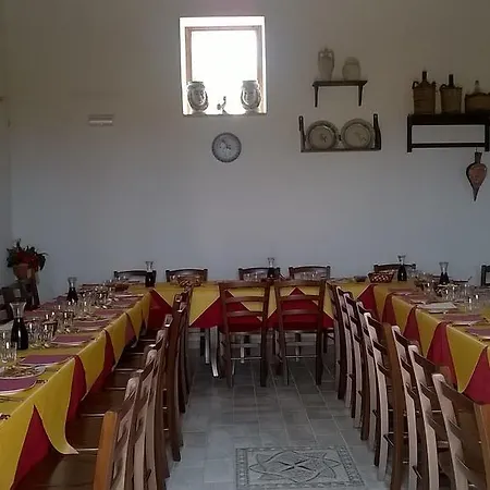 Monte Criscione Alloggio per agriturismo *