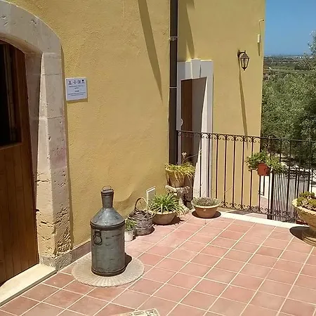 Alloggio per agriturismo Monte Criscione *